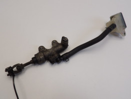 Rempomp achter Suzuki GSF 600 650 Bandit 