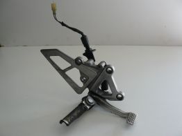 Fussrastetrager vorne rechts Kawasaki ZXR 750