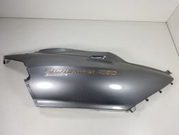 Rechter achterkant Suzuki Burgman 650