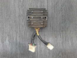 Spanningsregelaar Honda VT 700 750