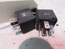 Relais Suzuki GS 550 ES