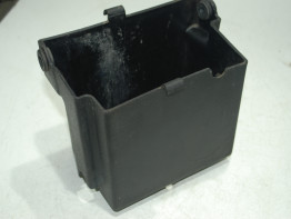 Batterie befestigung Triumph 900 Daytona