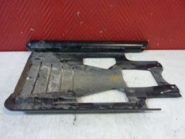 Cowl under Suzuki M 1800 Intruder