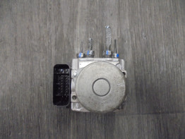 ABS pomp Honda CB 1100 RS