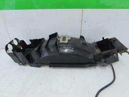 Batterie befestigung Kawasaki ZZR 1100