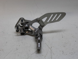 Main step holder left Suzuki GSX R 600