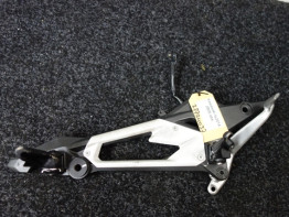 Fussrastetrager vorne rechts Kawasaki Z 800