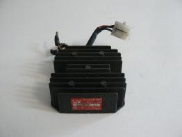 Spanningsregelaar Honda CM 400 T 