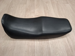 Zadel Honda VF 700 750 F