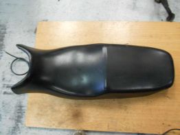 Zadel Suzuki GSX F 750