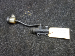 Rempomp achter Ducati monster 1100