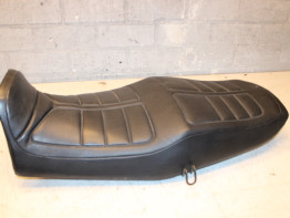 Zadel Yamaha XJ 900 S Diversion