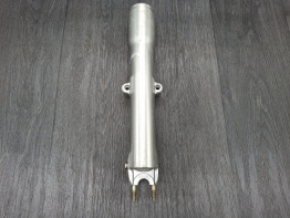 Voorpoot buiten Harley Davidson FLSTN Deluxe