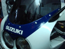 Wind screen Suzuki GSX R 750