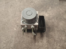 ABS pomp Suzuki DL 1000 V STROM