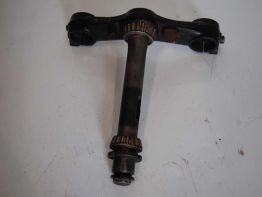 Steering stem Suzuki GS 550 ES