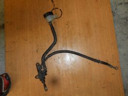 Rempomp achter Yamaha FJR 1300