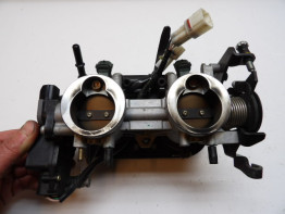 Gasklephuis Kawasaki ER 6