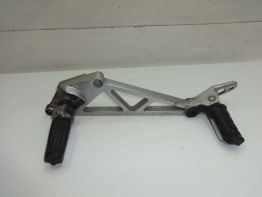 Fussrastetrager vorne links Honda VF 1000 F