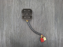 Spanningsregelaar Honda NX 650 Dominator