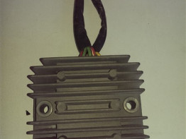 Regler Gleichrichter Aprilia RSV 1000