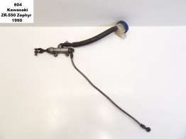 Rempomp achter Kawasaki ZEPHYR 550