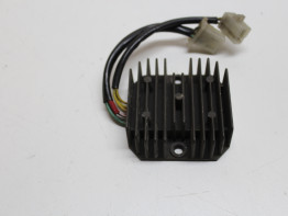 Regulator rectifier Honda CB 400