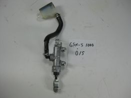 Rempomp achter Suzuki GSX S 1000