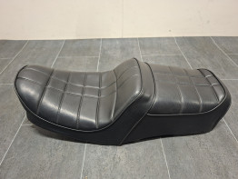 Asiento Suzuki GS 550 L