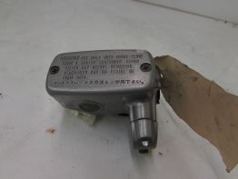 Rempomp Honda VFR 750