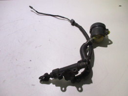 Rempomp achter Honda VTX 1800