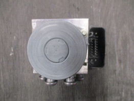 ABS pomp BMW R Nine T Racer