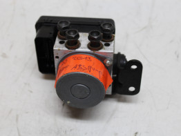 ABS pomp Ducati Hypermotard 821