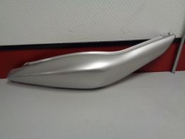 Rechter achterkant Ducati ST2