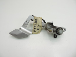 Fussrastetrager vorne rechts Yamaha FJR 1300