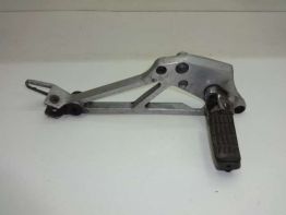 Fussrastetrager vorne rechts Honda VF 1000 F