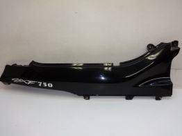Rechter achterkant Suzuki GSX F 750