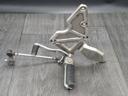 Main step holder left Suzuki GSF 400 Bandit