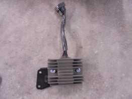 Regler Gleichrichter Suzuki DL 650 V STROM