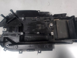 Hinterradabdeckung Aprilia Tuono 1000