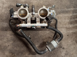 Gasklephuis CFMoto 650 MT