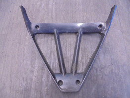 Cowl V shape under Yamaha YZF R1