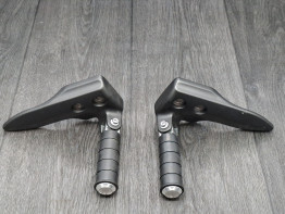 Duo footrest set Yamaha XV 1900