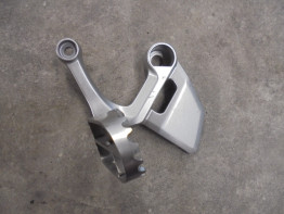 Fussrastetrager vorne links Yamaha Tracer 900 GT