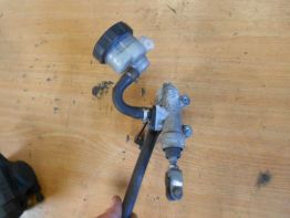 Bremszylinder hinten Suzuki GSX F 750