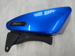 Rechter zijkuip klein Suzuki M 1800 Intruder