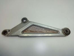 Fussrastetrager vorne links Honda CB 650