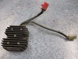 Regler Gleichrichter Honda CX 500