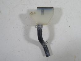 Rempomp achter Suzuki GSX R 750