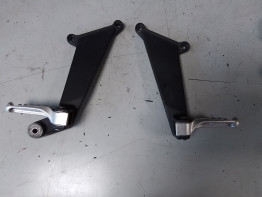 Duo voetsteun set Aprilia RSV 1000